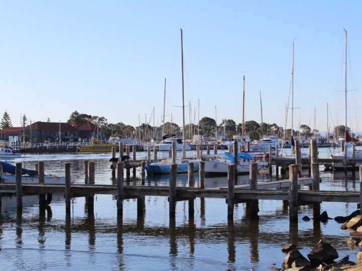 Cosy Weekend Retreat in Nungurner, Australia: Explore Gippsland and Lakes Entrance